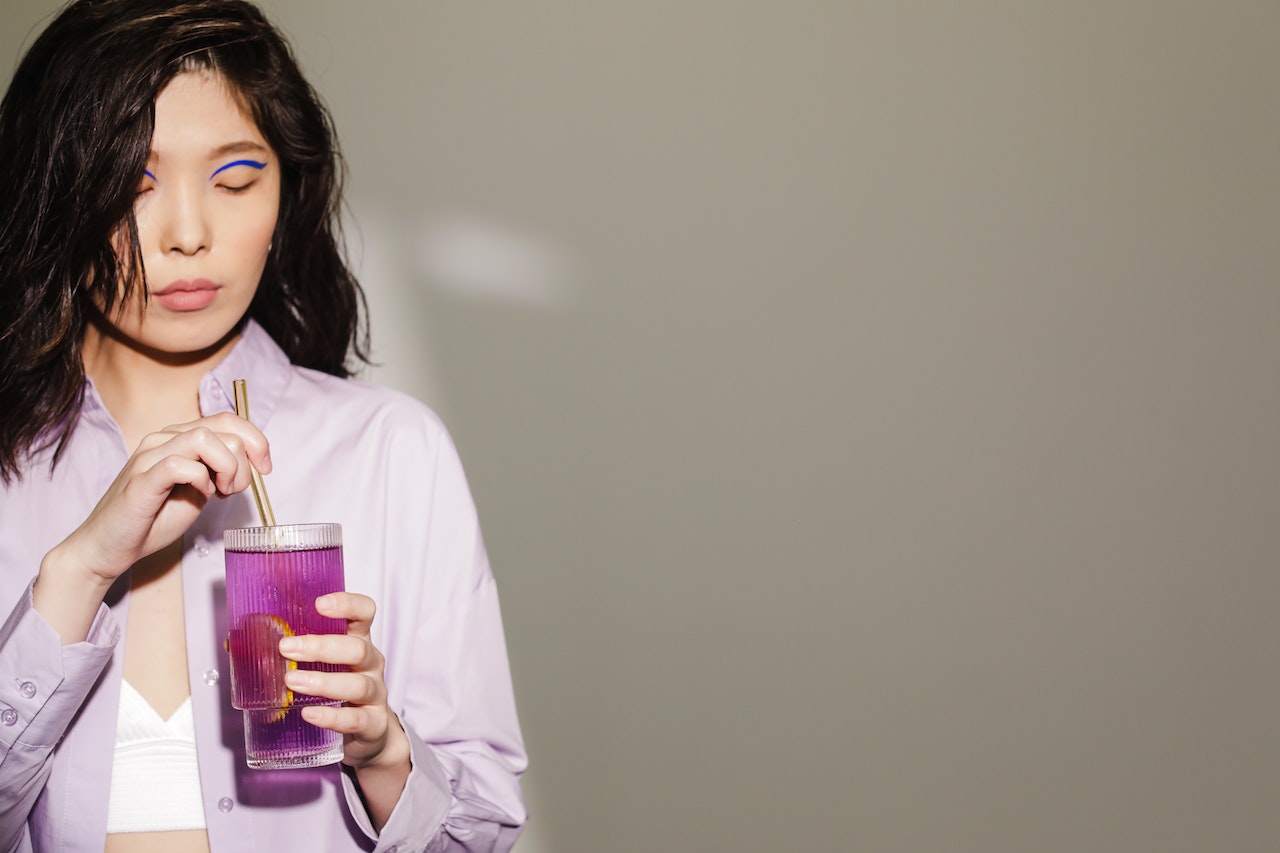 NU ERA SPIRITS POSITIVELY PURPLE DRY GIN 70cl (LIMITED EDITION)